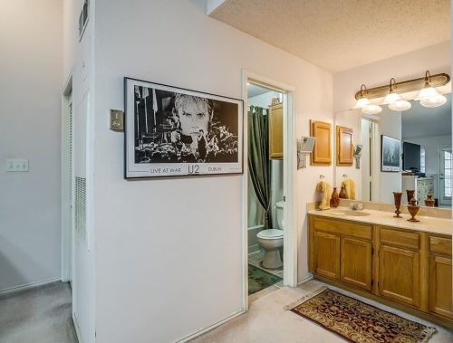 3201 Donnelly Cir, Fort Worth TX  76107-5454 exterior