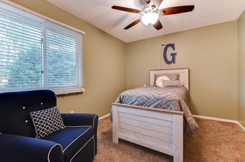 1810 Evergreen Ct, Saint Paul MN  55125-2301 exterior
