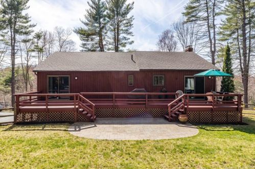 12 Canal Rd, Granby, CT 06035-1900