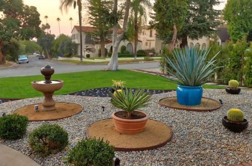 1622 Virginia Ave, Glendale CA  91202-1246 exterior