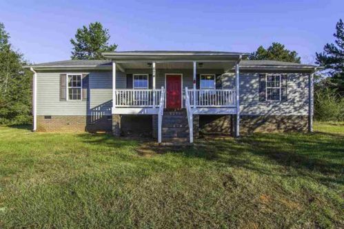 574 Wofford Rd, Woodruff, SC 29388-8391