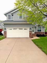 2905 Meadow Glen St, Midway IA  52302-6341 exterior