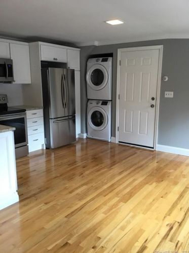 23 Chessor Ln, Wilton CT  06897-3907 exterior