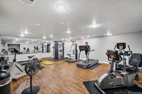 700 Washington St, Denver CO  80209-4312 exterior
