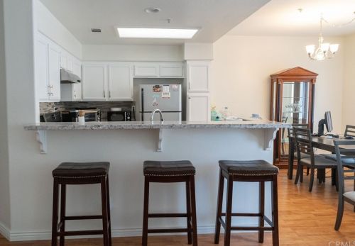 570 Vermont Ave, Anaheim CA  92805-5603 exterior