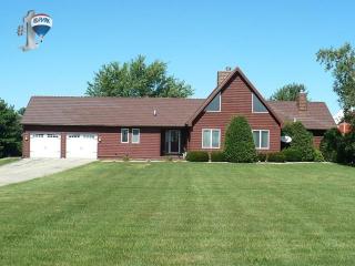 18430 Twombly Rd, Hillcrest, IL 61068-9668