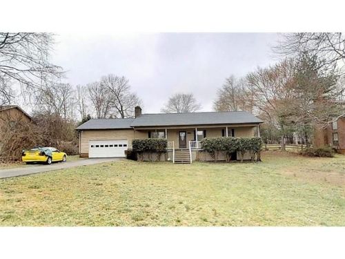 1425 32nd Street Ct, Conover, NC 28613-8620