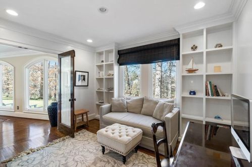 240 Huntington Rd, Atlanta GA  30309-1506 exterior