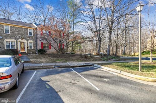 9145 Galbreth Ct, Springfield VA  22153-1110 exterior