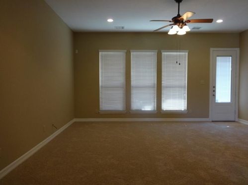 10248 Stone Gate Dr, Conroe TX  77385-8013 exterior