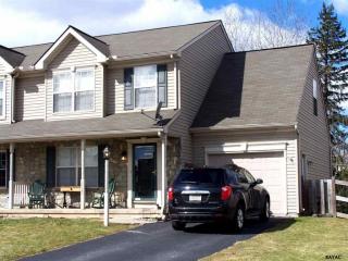 1720 Rocky Rd, York, PA 17315-3681