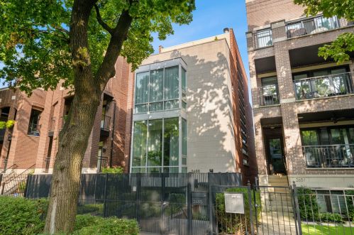 2655 Bosworth Ave, Chicago, IL 60614-1107
