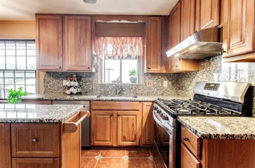 5870 Feldwood Rd, Atlanta GA  30349-2869 exterior