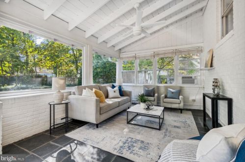 815 Davis Ave, Silver Spring MD 20912-6472 exterior