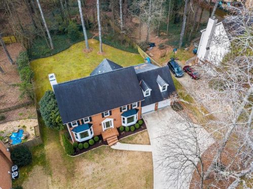 151 Lakeside Dr, Kennesaw, GA 30144-3067