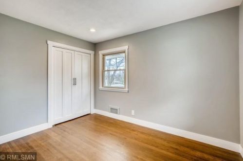 2382 Hillside Rd, Saint Paul MN  55110-5534 exterior