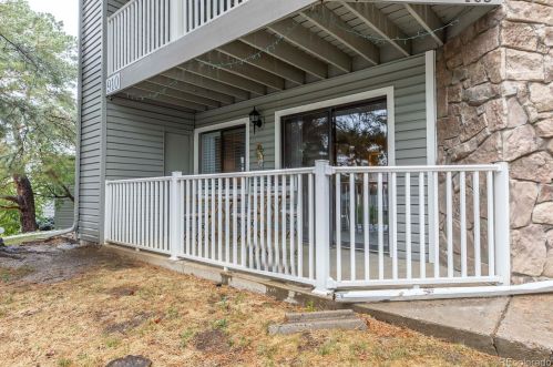 910 Walden St, Denver, CO 80017-3499