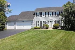 503 Summerset Ct, Naperville, IL 60565-4141