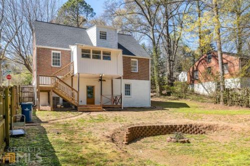 2498 Jewel St, Atlanta GA  30344-2827 exterior