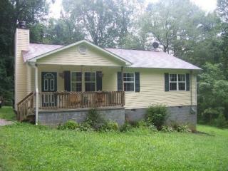 110 Honeysuckle Rd, Midtown, TN 37748-5600