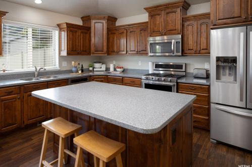 118 800, Woodland Hills UT 84653-9310 exterior