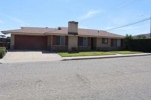 270 Walden St, Santa Paula, CA 93060-2440