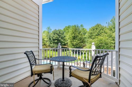 1500 Sandy Glenn Pl, Sandy Spring MD  20860-3007 exterior