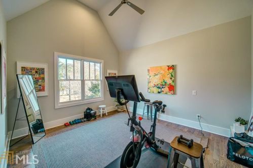 2382 Ewing Dr, Atlanta GA  30319-3929 exterior