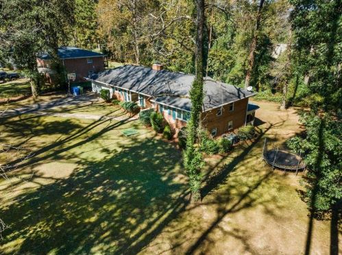 2777 Hedgewood Dr, Atlanta GA  30311-1231 exterior