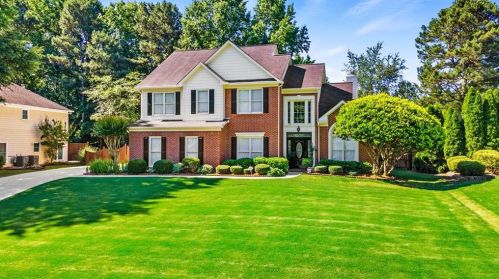 6430 Fairgreen Dr, Suwanee, GA 30024-1625