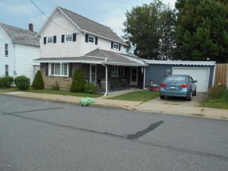 111 Curtain St, Pittston PA  18641-1304 exterior