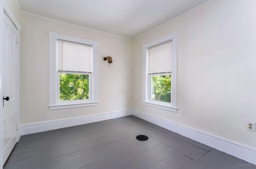 23 Union St, Winthrop ME  04364-1411 exterior