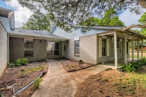 181 Ashwood Dr, Webberville, TX 78621-9713