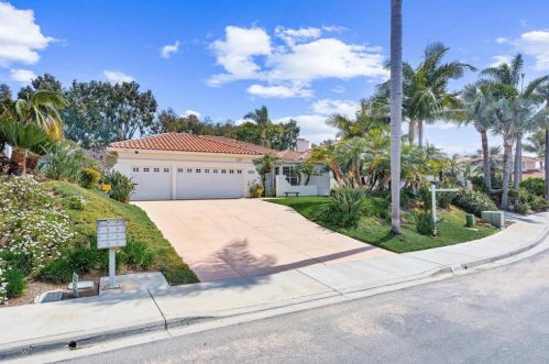 4260 Clearview Dr, Carlsbad, CA 92008-3631