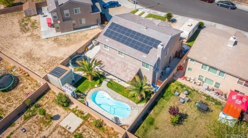 44022 Marbella St, Lancaster CA 93536 exterior