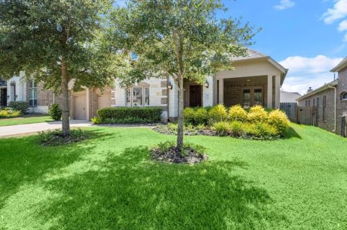 918 Holly Chapple Dr, Conroe TX  77384-2502 exterior