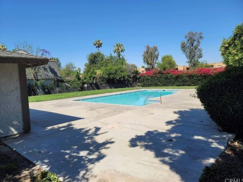 1003 Clark St, Riverside CA  92501-1453 exterior