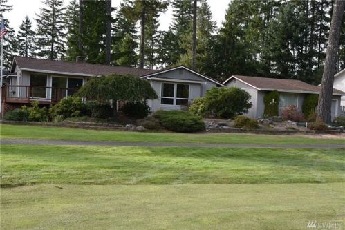 40 Flaggwood Ln, Union, WA 98592-9787