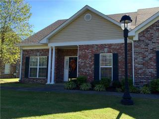 2 Hurd Ct, Lebanon, TN 37087-2678