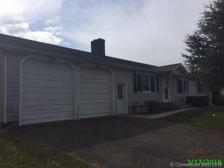 32 Roller Ter, Milford, CT 06461-2643