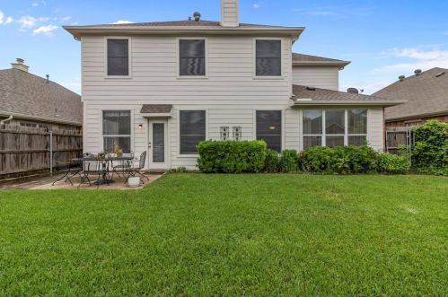 7809 Park Downs Dr, Fort Worth TX  76137-5451 exterior