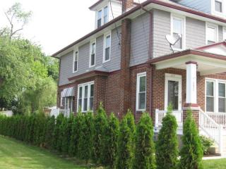 1211 Lehman St, Lebanon, PA 17046-3330