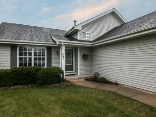 697 Wingate Pl, Harrison, IL