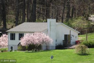 12075 Hume Rd, Hume, VA 22639-1809