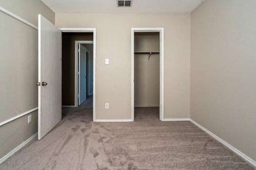 5840 Parkview Hills Ln, Fort Worth TX  76179-3797 exterior