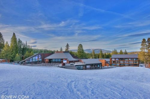 11576 Chamonix Rd, Truckee CA  96161-6413 exterior