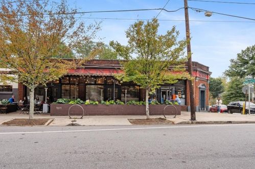 2113 Elvan Cir, Atlanta GA  30317-1307 exterior