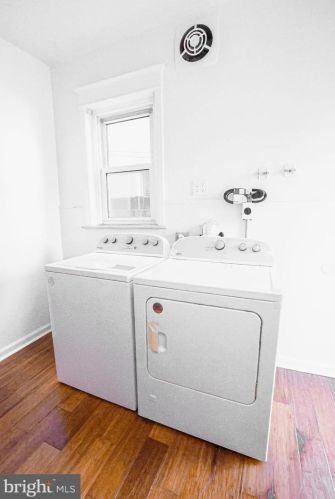 2427 16th St, Philadelphia PA  19132-4439 exterior