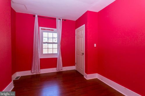 532 4 St, Philadelphia PA 19148-1303 exterior