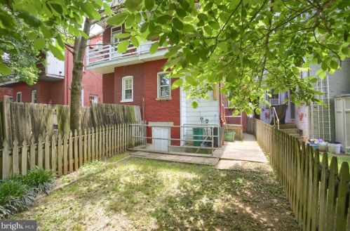 351 Ross St, Lancaster PA  17602-1941 exterior